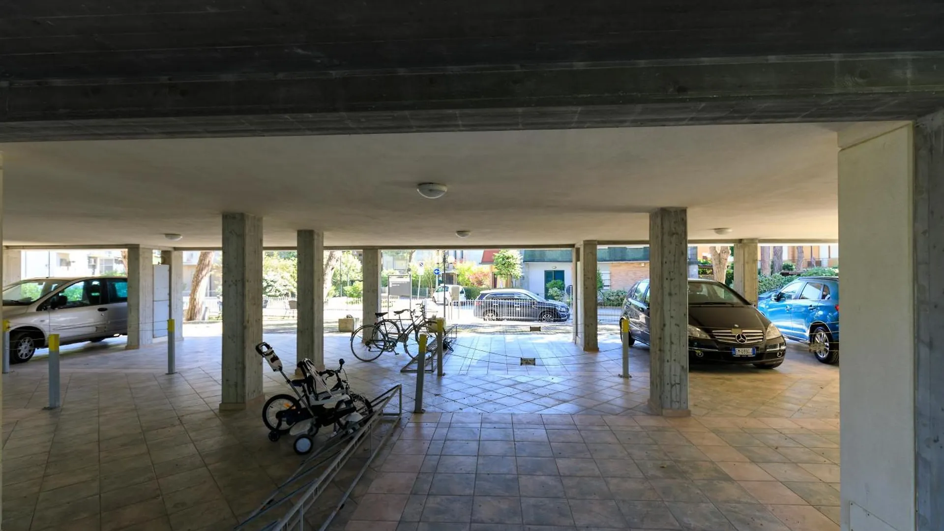 Residence Rivaverde Marina di Ravenna 2*,  Italy