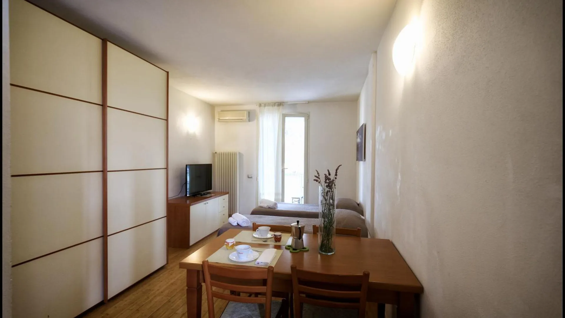 Residence Rivaverde Marina di Ravenna 2*,